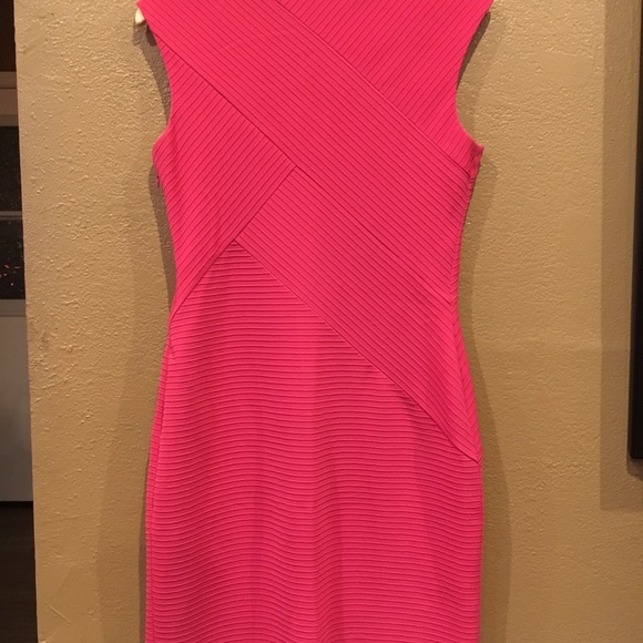 Dress - Picture 4 of 4